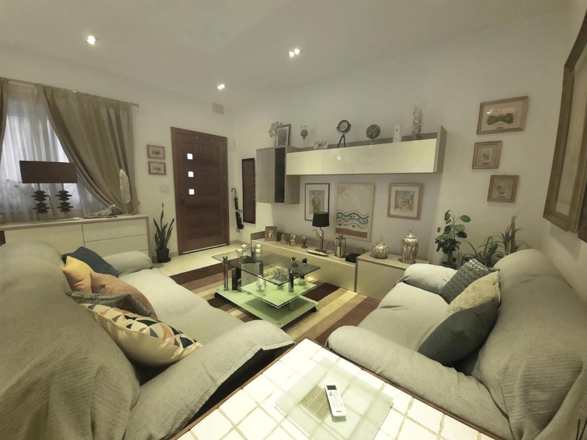 Cozy Rooms - Great Bus Connections - Free Parking Mosta Exterior photo