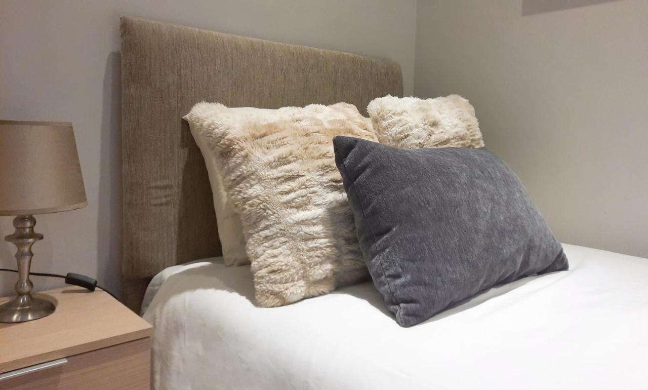 Cozy Rooms - Great Bus Connections - Free Parking Mosta Exterior photo